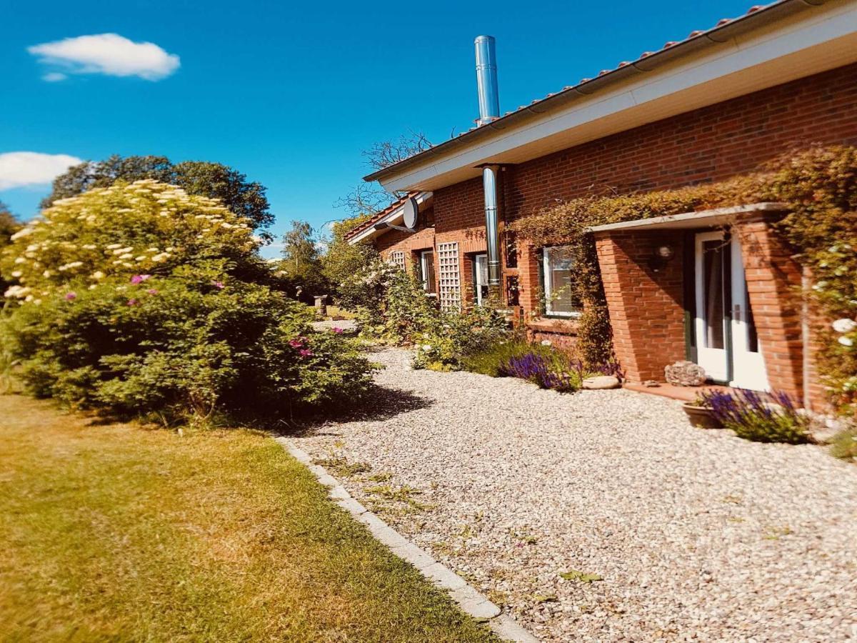 Ferienhaus Extrazeit_Urlaub Hasselberg  Exteriör bild